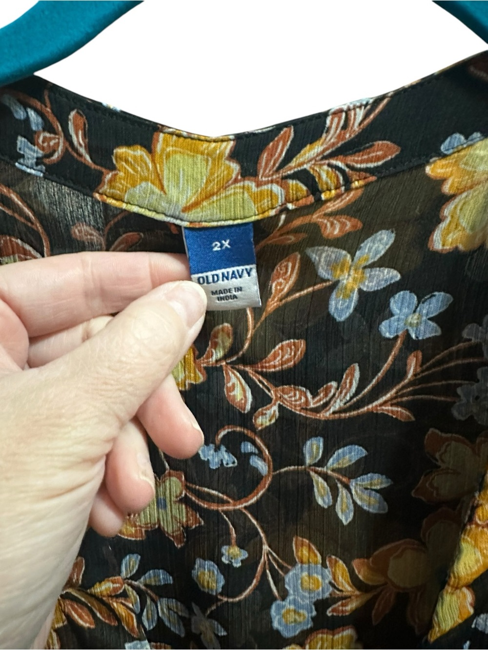 Old Navy Women’s Black Floral Deep V-Neck Peplum Blouse size 2X - Picture 5 of 7